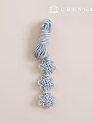 Traditional Knot 3 Tier Chrysanthemum Knot 18 Light gray