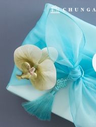 Furoshiki package artificial flower decoration 03