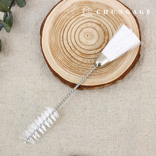 Sewing machine cleaning brush Sewing machine cleaning brush